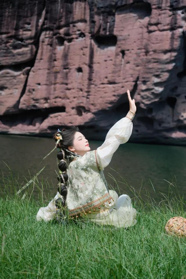 国庆趣龙虎山！定格专属旅拍大片，假期美好一键保存！