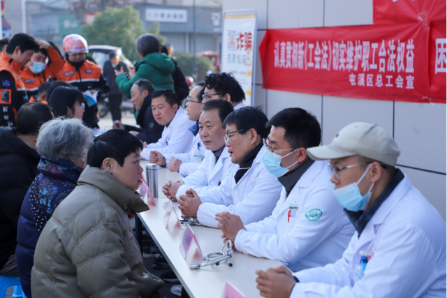 【早安，黄山】黄山东大门综合服务中心项目进入收尾阶段 ‖ 黄山市企业家能力提升工程（徽商学堂）开班