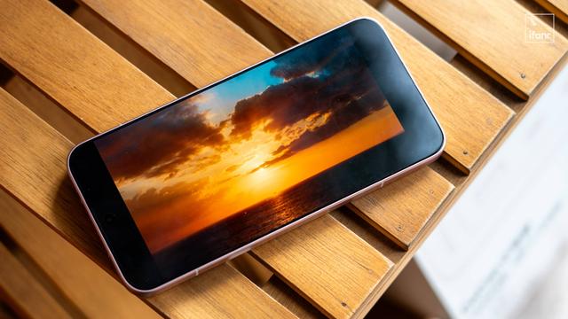 荣耀 500 Pro 体验：Live 图也支持路人消除，从影像到性能全覆盖的 AI 手机