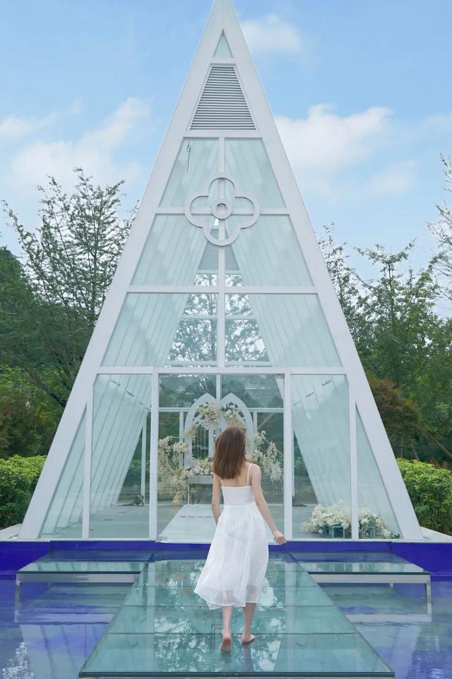 文旅年底内卷无上限！桂林喊你用乡音 “盘活” 老课文，直接线下免费解锁课本名场面！