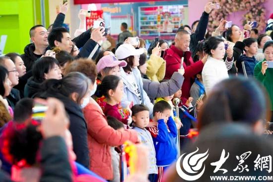 飞马行空-SM淄博淄川城市广场梦幻向新季梦幻开幕！