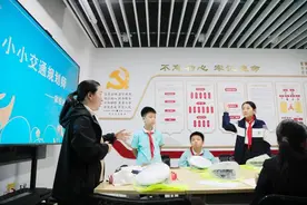 学前街道路拥堵如何缓解？小小交通规划师“上岗”了！图片