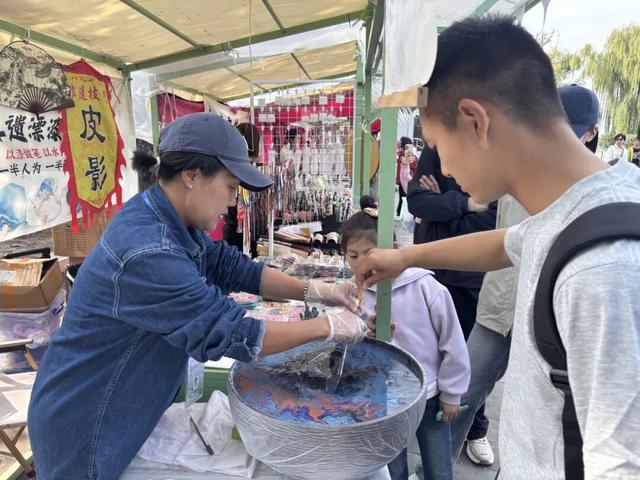 中医养生、非遗文创……来三山五园逛文化市集