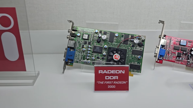 发烧友展示 AMD/NVIDIA 近 30 年全系显卡收藏，估值20~30万美元