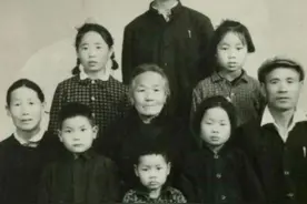 老照片里的新中国|从贫困到小康：一个山东家庭跨越世纪的变迁图片