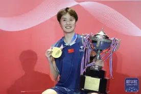 羽毛球 | 泰国公开赛：陈雨菲女单夺冠图片