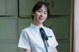 花季女孩昏倒后仍处于半昏迷  安徽一大学为其保留入学资格一年图片