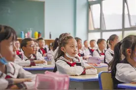 西藏妇女儿童受教育水平持续提升图片