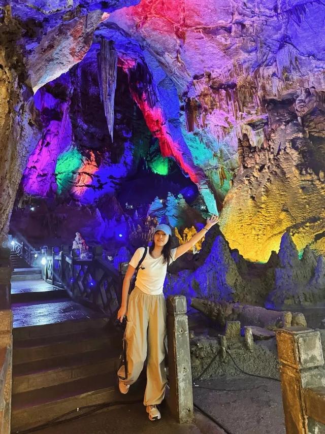 青睐绵阳 ‖ 冲！九皇山打卡领奖牌倒计时不足1个月，彩林秘境同步来袭，赶紧冲！