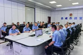 【夏季行动】聚焦“五个强化” 护航油区稳定大庆市公安局油田分局积极开展夏夜治安巡查宣防第五次集中统…图片