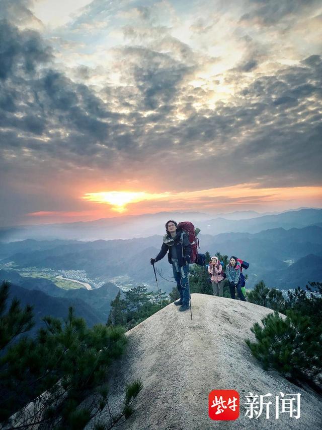 从雪山探险到“山野美容” 苏州资深户外达人带秤徒步，不比速度比“捡绩”