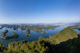 山一步没爬，景一处不落，浙江景点“无痛爬山”火上热搜，山里装电梯贵吗？图片