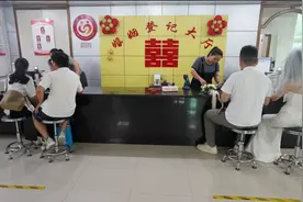 西安市阎良区：爱在浪漫七夕 共倡文明婚俗图片