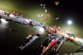 219名消防员 72辆救援排涝车 国家消防救援局跨区域调派力量增援湖南华容图片