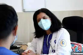 美国专家在中国做全科医生：这里的高效令人惊叹图片