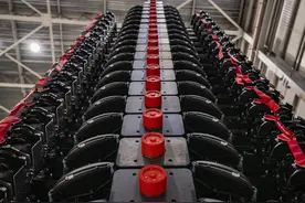 没信号也能上网？SpaceX发射6颗卫星用于提供移动电话服务丨科技观察图片