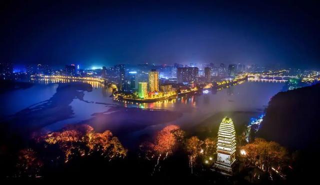 处暑遇“秋老虎”？来乐山踏入26℃的天然空调房！