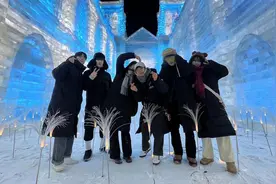 哈尔滨冰雪火爆出圈引韩国游客前来打卡图片