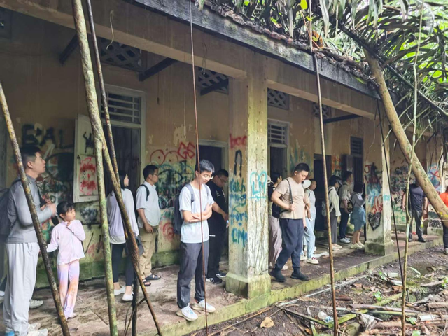 今天是中元节，带你探访新加坡百年g屋……