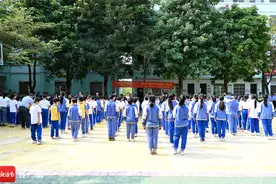 五指山市多部门联合开展全国中小学生安全教育日活动图片
