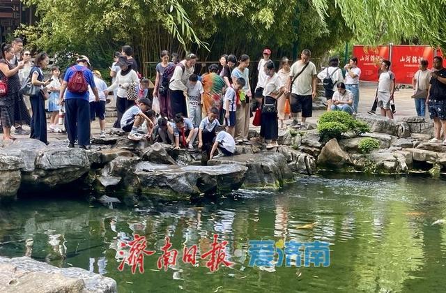 秋日亲泉热潮涌动 “泉水游”持续升温