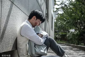 闪电心灵愈站｜阳光少年因学业压力高三休学 心理专家建议家长可以这样做→图片