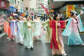 这场民俗巡游，从宝安最古老天后古庙出发图片