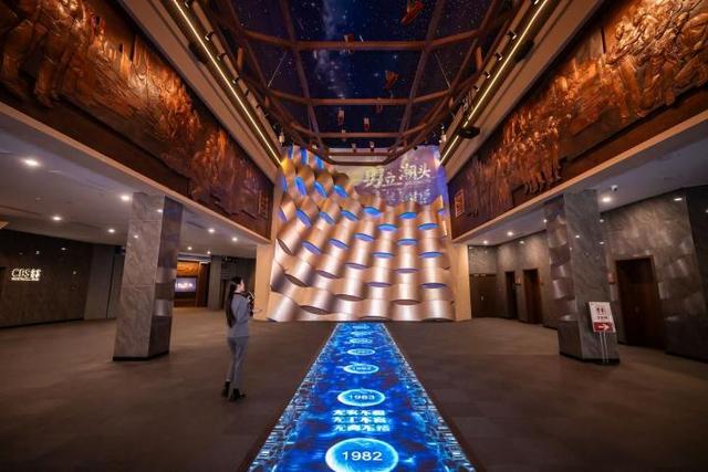 秋行锡山：在古今脉络里解读文化密码