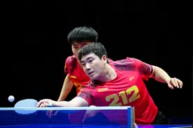 乒超联赛：山东魏桥·向尚运动队晋级男团决赛图片
