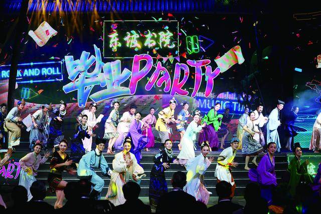 且以诗意共阳光！海南文旅融合绘就活力新画卷