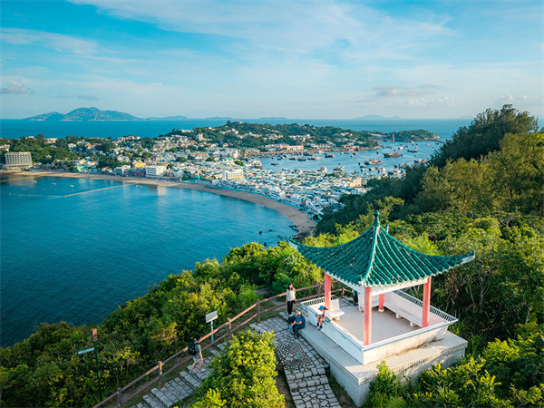 在经典与慢活间，遇见香港的本真魅力