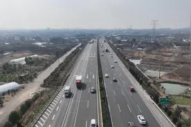 2024年春运首日记者探访金华站！暖心守护旅客返乡路图片