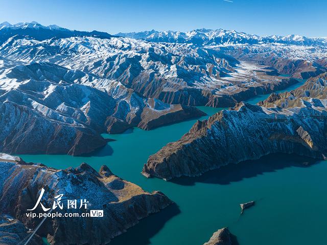 新疆玛纳斯：肯斯瓦特景区冬日美如画