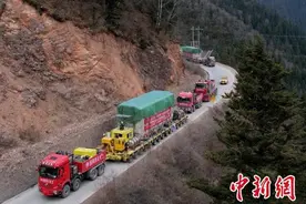 四川白玉：金上至湖北特高压工程帮果换流站换流变压器全部运抵图片