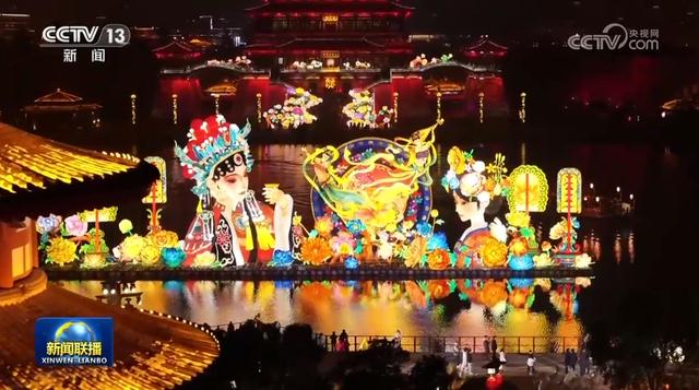 假日活动丰富多彩 人们尽享欢乐时光