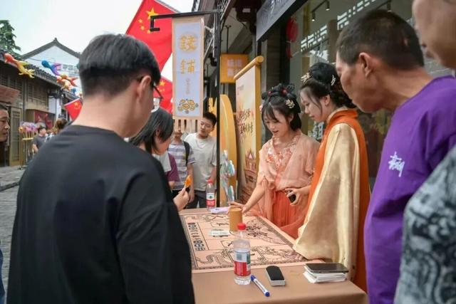 欢笑声中600年古驿正青春