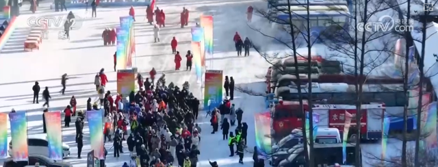 从“观赏”到“玩转” 冰雪消费新趋势、新亮点持续拓展冬季消费新空间