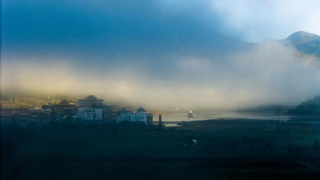 跟着“狐主任”游藏地