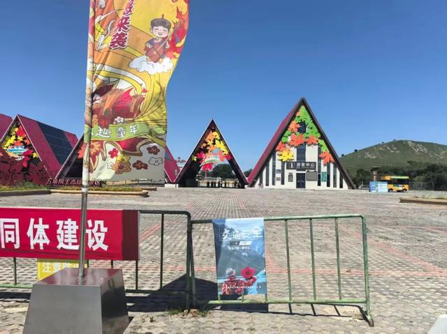 兴安盟交警：多维织密暑期旅游安全网 让平安与美景同行
