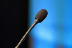 滚动丨江苏高速公路南往北方向江阴大桥、苏通大桥等路段车流量较大图片