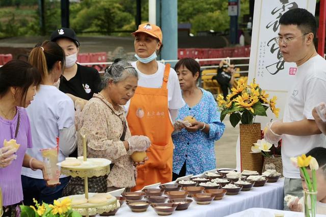 “白露宴”索道秋游季启幕，赴一场重庆金秋之约
