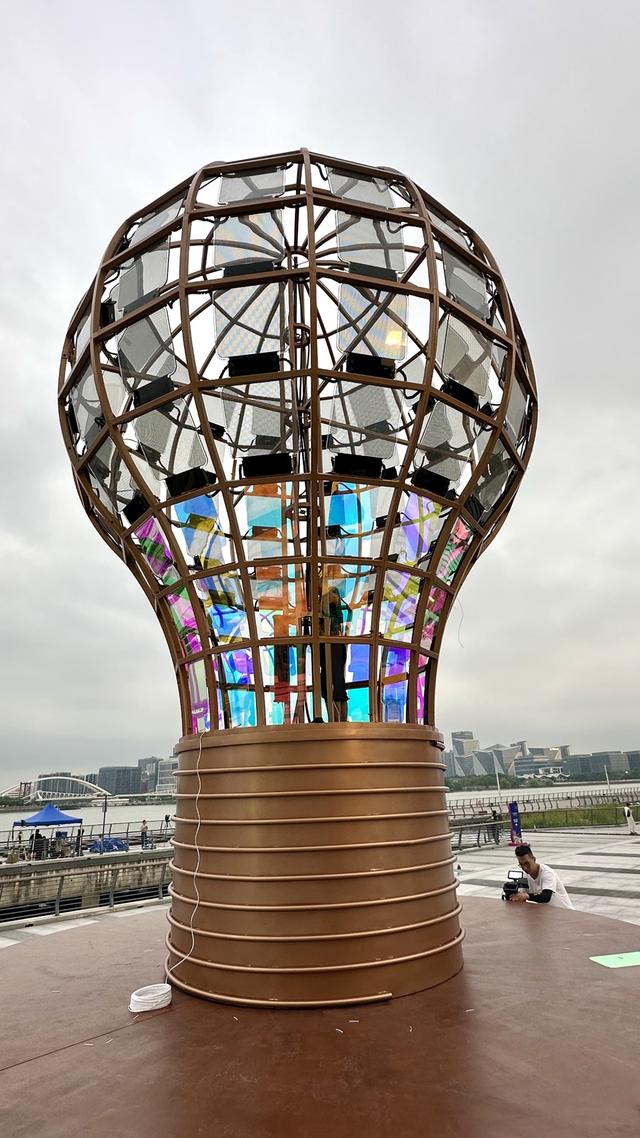 探营剧透！上海国际光影节本周五开幕，超多好看的秀和好玩的黑科技来啦~
