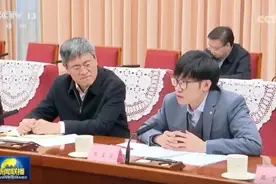 一边过年，一边聊聊令人倍感振奋的DeepSeek图片