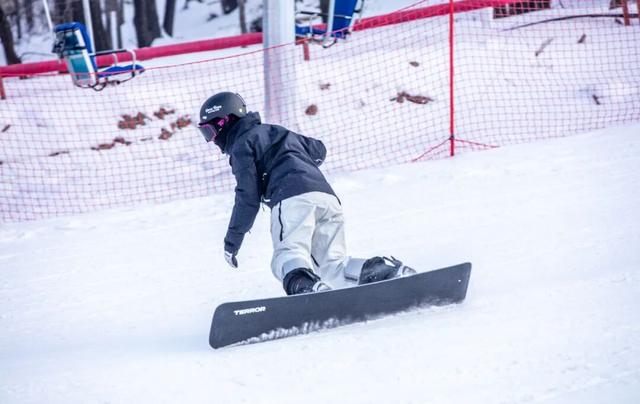玉泉狩猎场·鹿鸣谷滑雪场焕新升级！金代皇家围场“变身”现代冰雪度假胜地