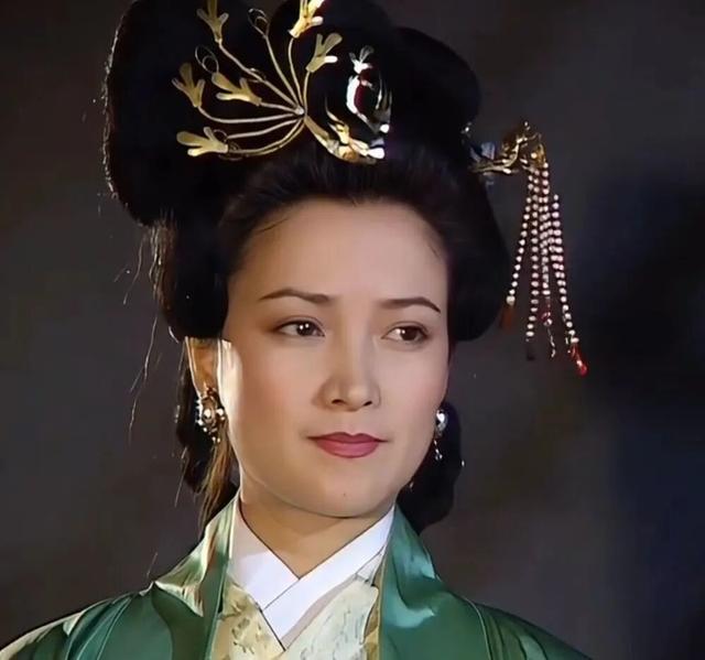 演员何晴去世，享年61岁