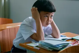 15岁女生辍学宅家一年，日夜颠倒，竟是因为这种病……图片