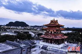 穿越千年的夜桂林：城市漫步让城市“出圈”又出彩图片