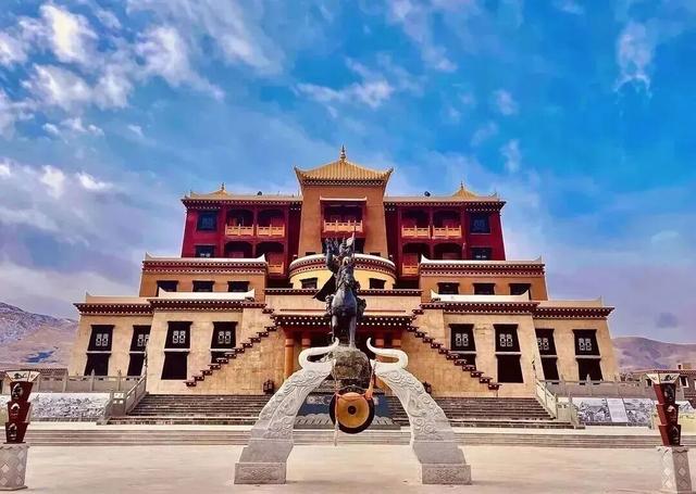 秋天的公路旅行，我会选择G317！