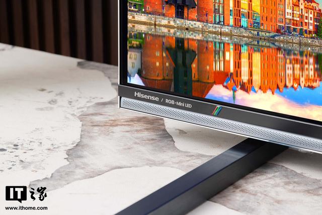 海信电视E8S Pro实拍：RGB-Mini LED影游机皇，9360分区光色同控
