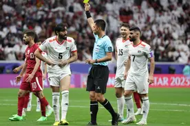 亚洲杯的裁判“分赛场”，马宁、傅明双双“晋级”八强图片